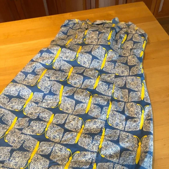 Lilly Pulitzer Butterfly Dress Size 6 - Picture 2 of 4